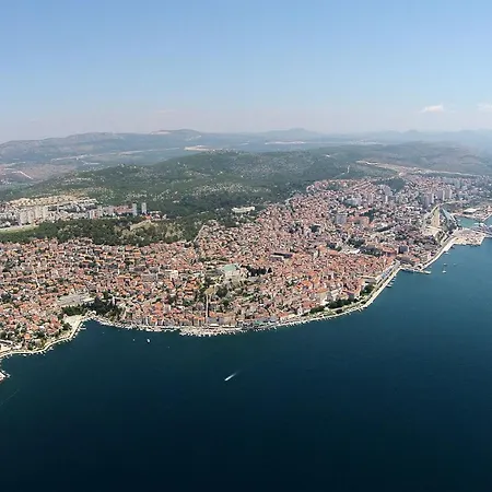 Apartman With Parking Space - 24719 Sibenik